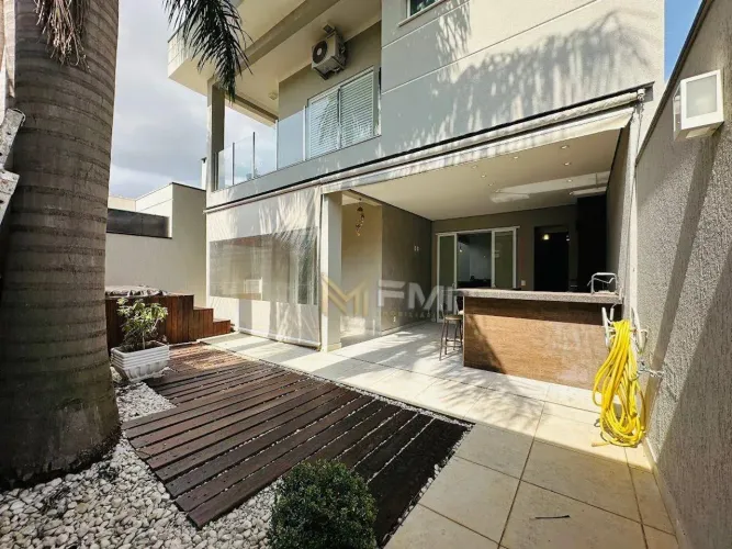 Sobrado com 3 dormitórios à venda, 225 m² por R$ 1.180.000,00 - Residencial Real Park Suma