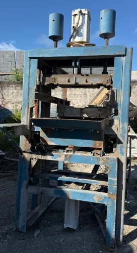 Maquina de bloco 