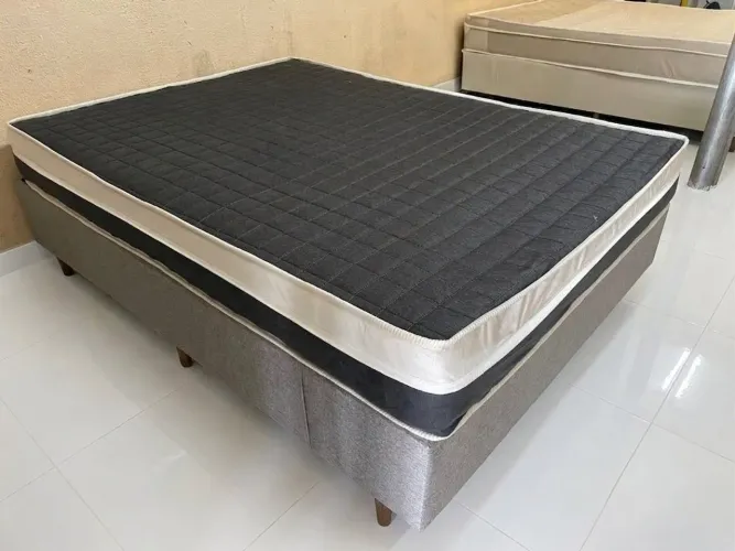 Cama box + colchão Casal Semi Nova