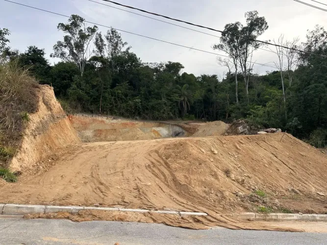 VENDO/TROCO LOTE DE 1.000 m² NO RESIDENCIAL VISTA DA LAGOA - SARZEDO/MG