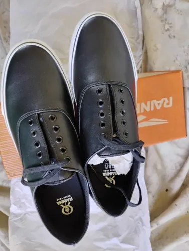 Tênis Rainha Mont Car Sintético cor preto, nº43, 2 pares novos, na caixa.