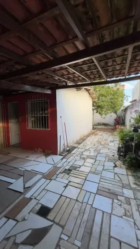 Casa à Venda no Hernane Sá em Ilhéus com 2 Quartos/1 Suíte