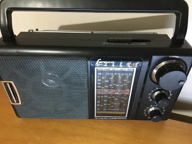 RÁDIO LENOXX RP-69 12 FAIXAS