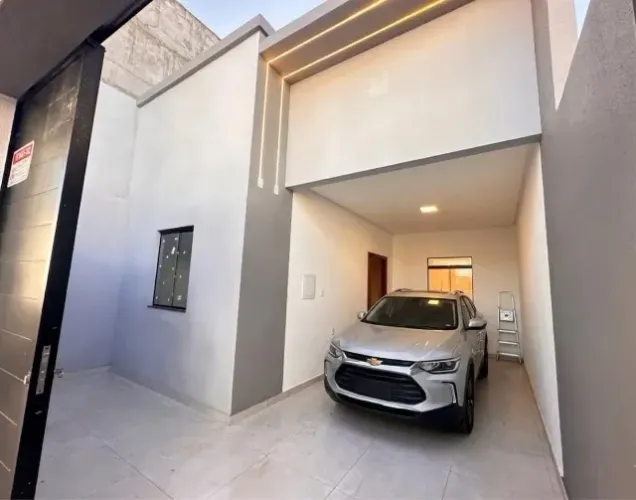 Casa Em Glória (Entrada a 33 mil)