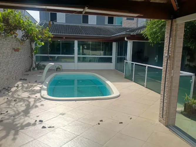 Sobrado Vila Branca - Venda e Locação!