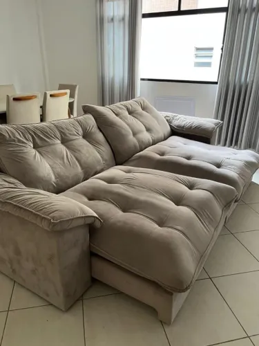 sofa precisa de reparo na cabeceira