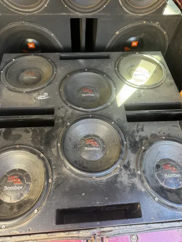 Vendo alto falante UP grade 12 som pra carro