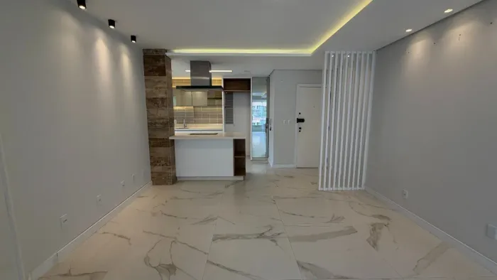 Apartamento 2 dormitórios(1 suíte) em Coqueiros, Florianópolis.