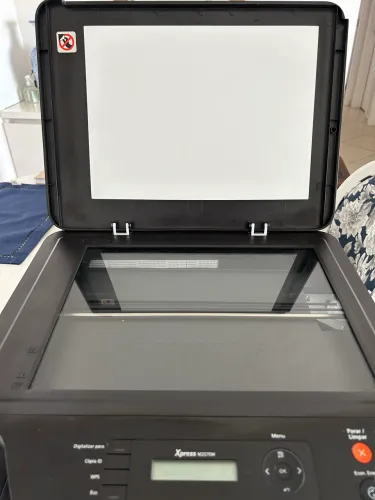 Vendo impressora samsung cloud print, novíssima, toner novo