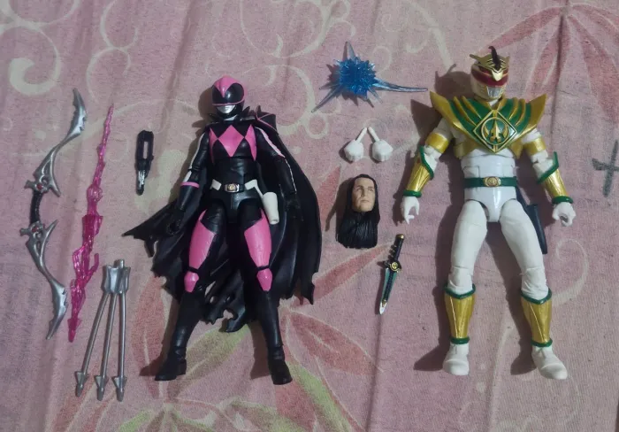 Power rangers Lord drakkon e ranger slayer vão conforme foto