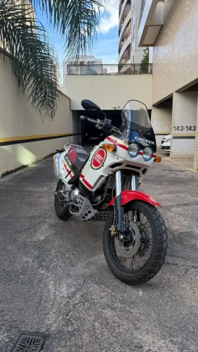 Cagiva Elefant 900 