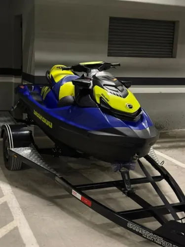 JET SKY SEADOO WAKE 170 ANO 2020 - 128 horas