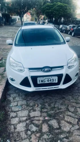 Ford Focus 1.6 S/1.6 SE Flex 16V 5P AUT 2015