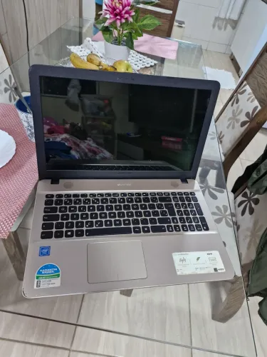 Notebook Asus para peças.