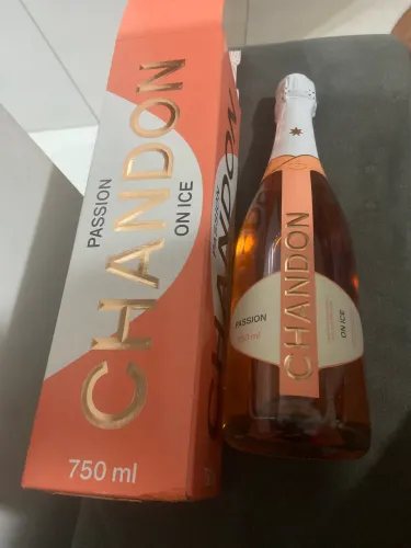 Chandon passion on ice
