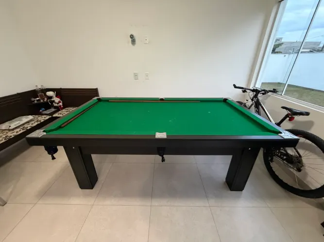 Mesa de Sinuca em MDF com Tampão + Bolas e Tacos