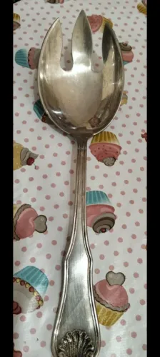 Utensílios de prata marca Erbele