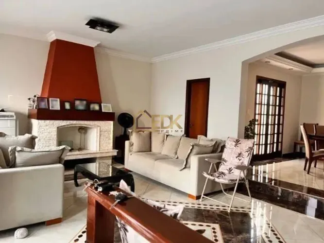 Casa com 3 dormitórios à venda, 211 m² por R$ 1.380.000 - Vila Oliveira - Mogi das Cruzes/