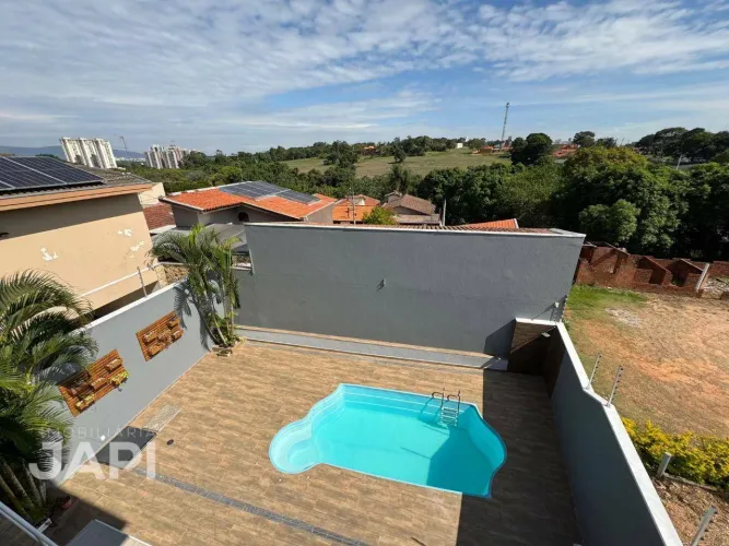 Casa à venda 3 Quartos(1 suíte) Jardim São Vicente - AC: 176 m² R$ 1.200.000,00 Jundiai/SP