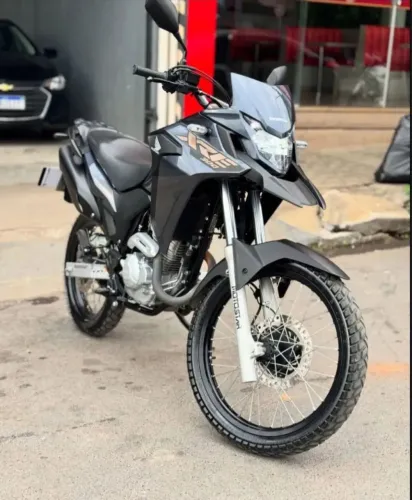 XRE 300 A VENDA
