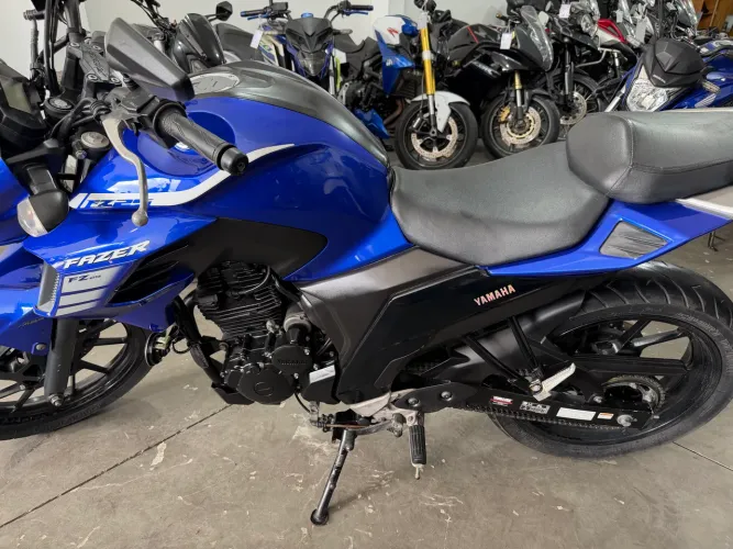 FAZER 250 ABS(GONCALO MOTOS)já emplacada 2026 e transferida!
