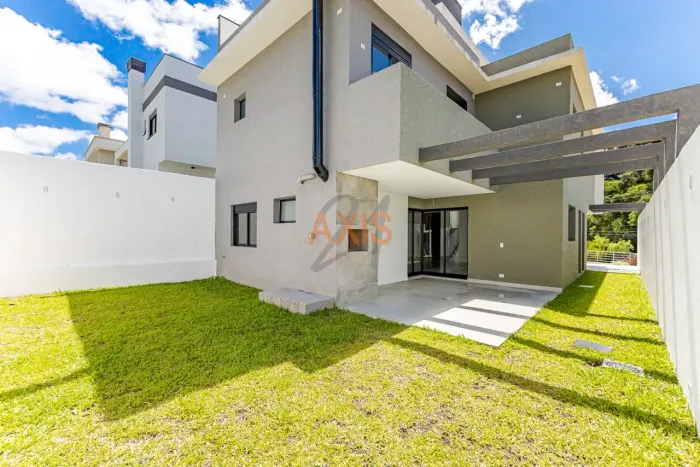 Casa de 4 Quartos à Venda no Condomínio Wolf Excellence | Santa Felicidade Curitiba