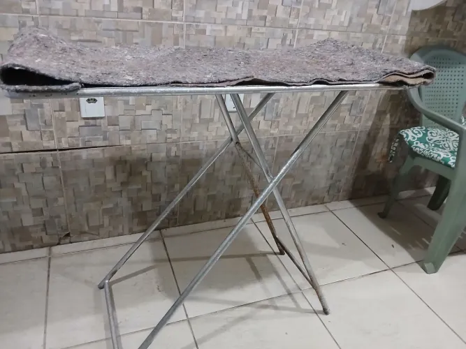 Tábua de passar roupas