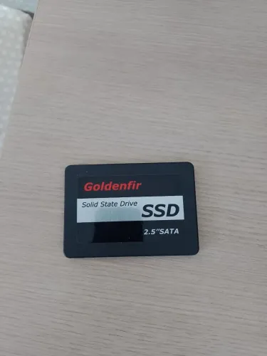 SSD 240 GB - saúde 100% - pouco uso
