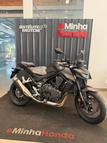 CB 750 HORNET ZERO KM