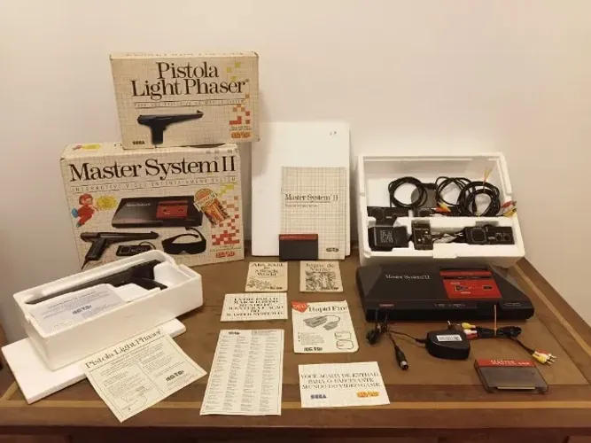 Video Game Master System II com acessórios + jogo completo (CIB)