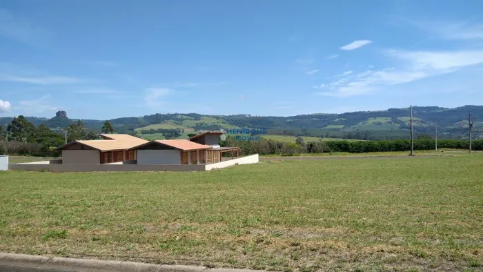 Terreno à venda na Estância Cavalino Analândia R$ 150.000,00