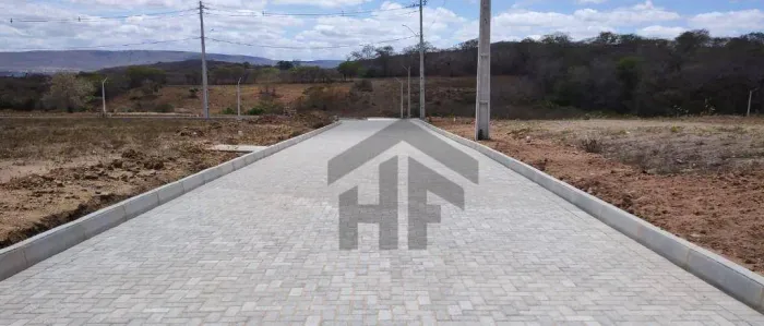 Terreno de 250m² à venda, localizado em Serra Negra, Bezerros - Pernambuco.