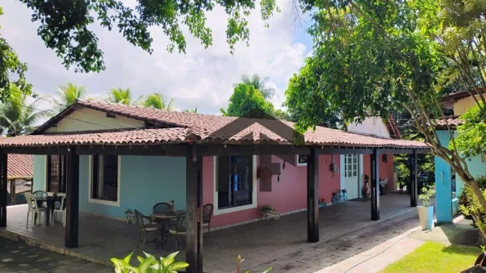Chácara de 651m² para alugar com 3 casas, localizada em Chã de Capoeira, Paudalho - Pernam