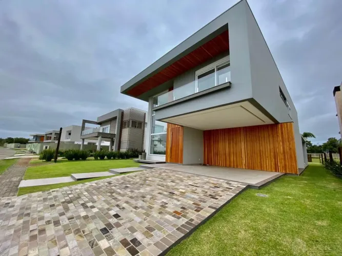 Casa Condomínio Mobiliada em CAPÃO DA CANOA - Venda no CONDOMINIO CAPÃO ILHAS RESORT REF: