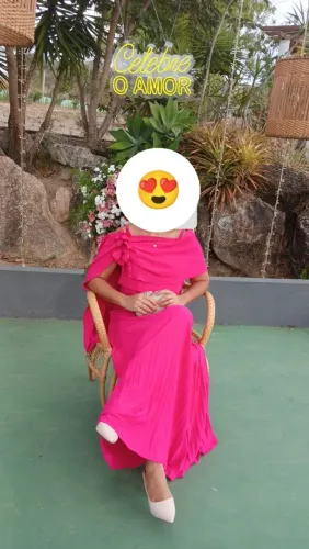 Vestido de festa na cor rosa pink