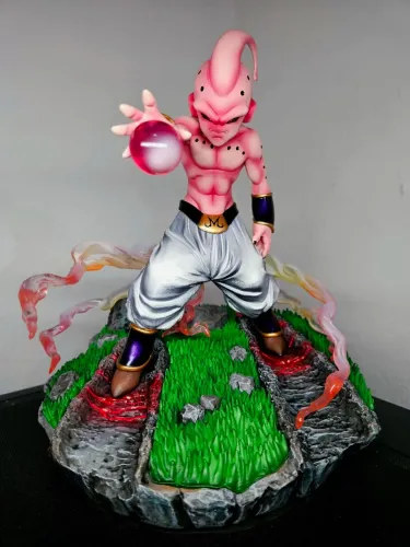 Action Figure Kid Boo YS, 24cm, Com Base Diorama.