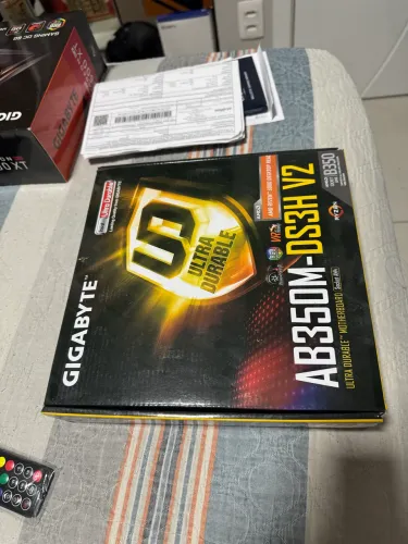 Placa-Mãe: Gigabyte AB350M-DS3H V2