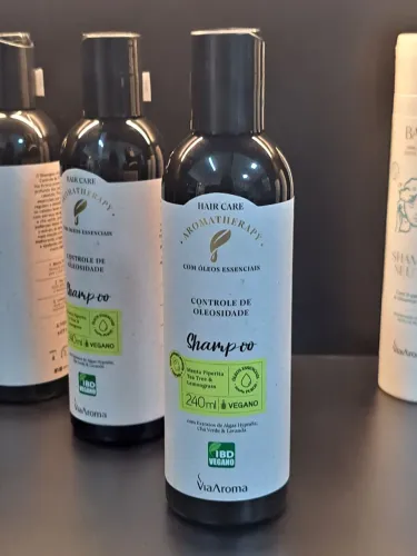 Shampoo aromaterapia controle oleosidade sem corantes e parabenos