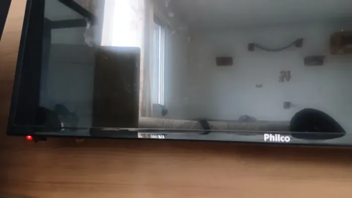 TV para conserto ou retirada de peças