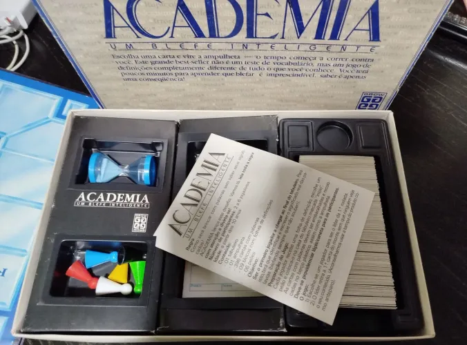 Jogo de Tabuleiro " Academia " da Grow - anos 80