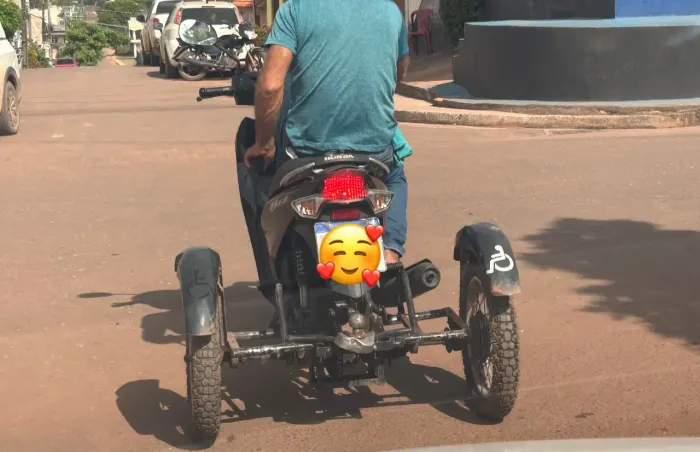 Vendo somente eixo para cadeirante 