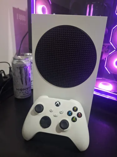 Xbox Series S 512GB Completo com Controle Original e Cabos