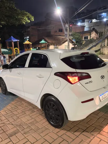 Hyundai HB20 Unique 1.0 Flex 12V Mec. 2019