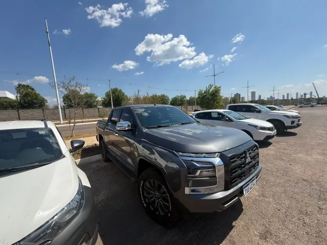 Mitsubishi TRITON HPE 2.4 CD 4X4 TB Diesel Aut. 2027