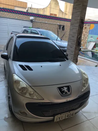 Peugeot 207 X-line 1.4 Flex 8V 3P 2011