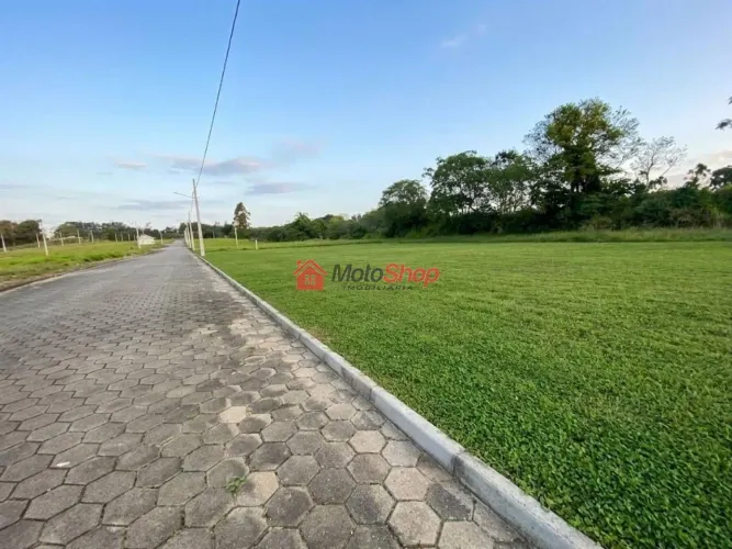 Terreno à venda, 334 m² por R$ 80.000,00 - Hercílio Luz - Araranguá/SC