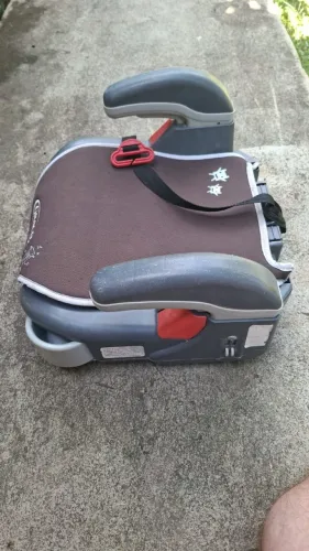 Graco Booster Basic - Assento de carro para crianças