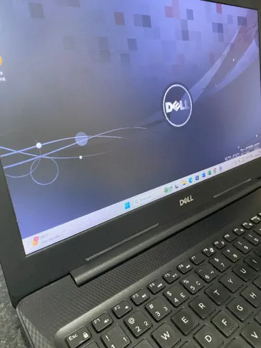 Notebook Dell I5 Geração 8/8GB/SSD128GB/Tela 15,6/Sem Detalhe