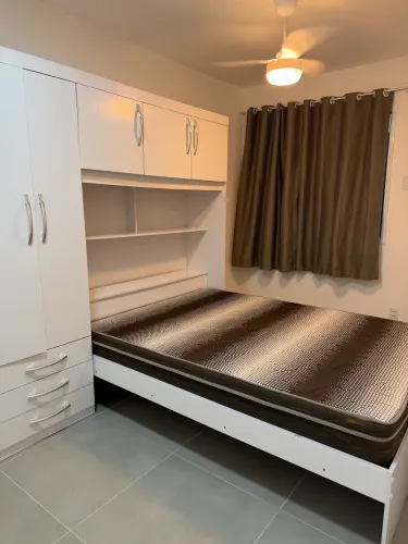 Armário com cama acoplada