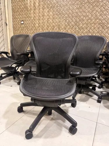 Cadeira Herman miller aeron B classica almofada completa